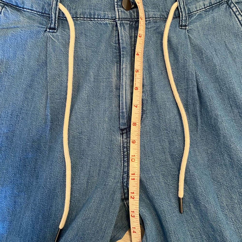Old Navy Women’s Drapey Drawcord Wide Leg jeans. - Picture 6 of 11
